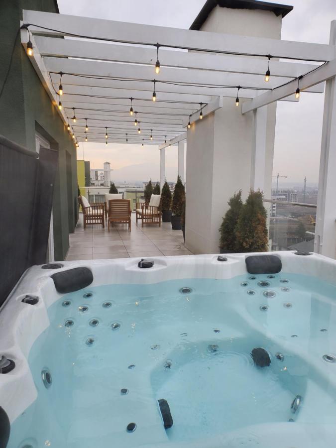 Jad- Penthouse With Jacuzzi And Mountain View - Coresi Braşov Exteriör bild