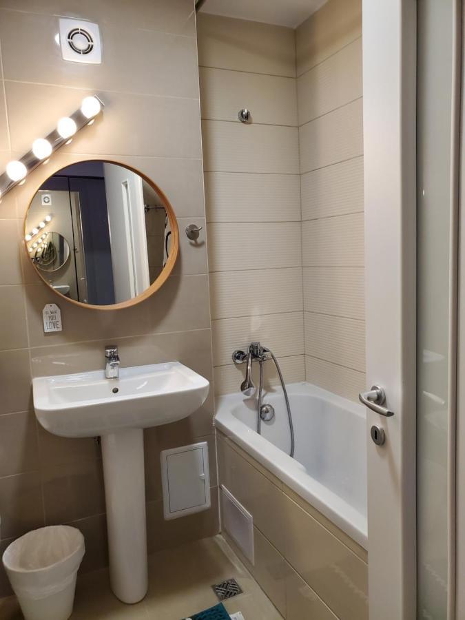 Jad- Penthouse With Jacuzzi And Mountain View - Coresi Braşov Exteriör bild