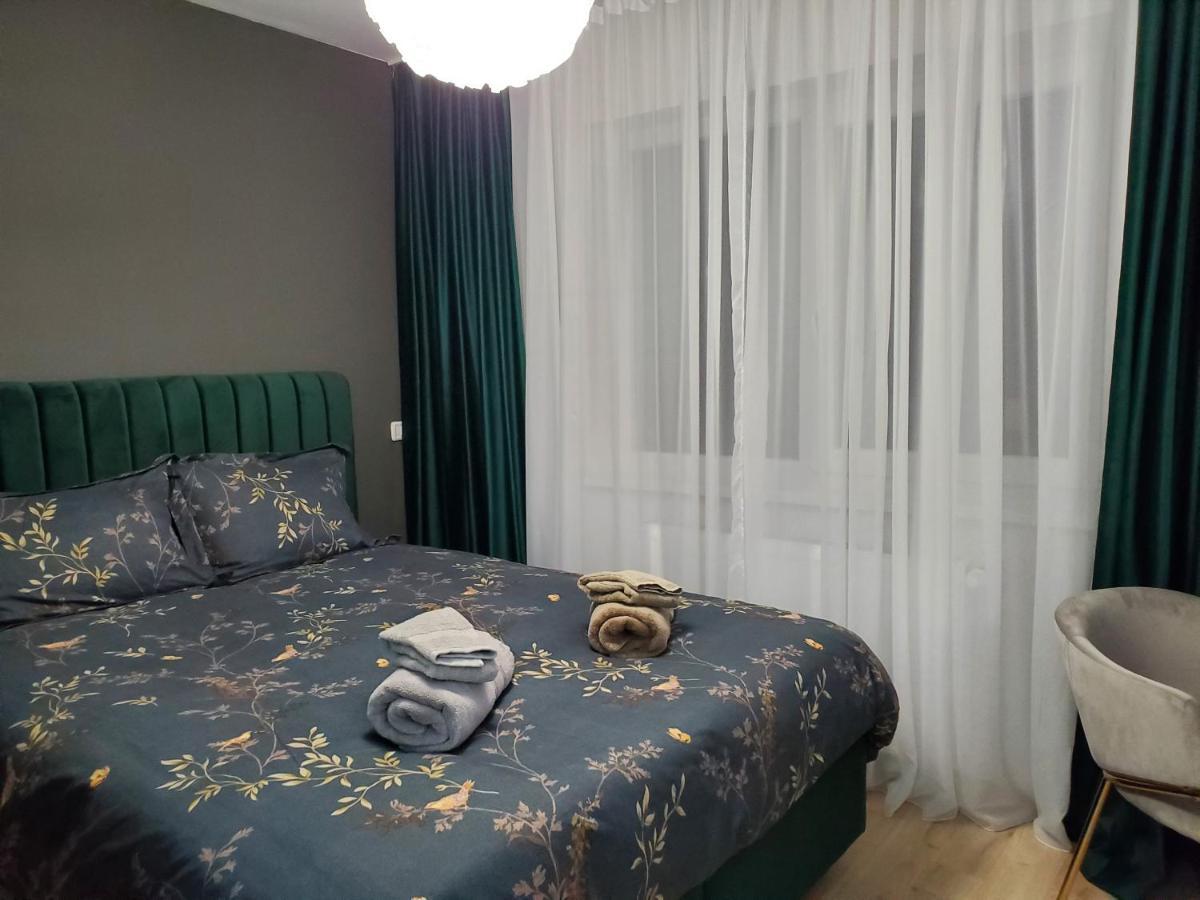 Jad- Penthouse With Jacuzzi And Mountain View - Coresi Braşov Exteriör bild