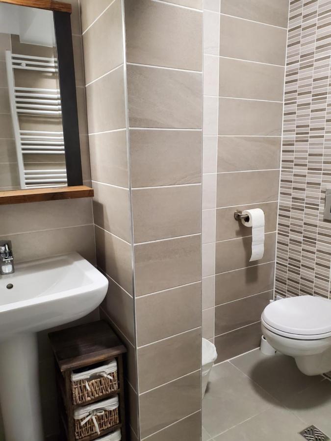 Jad- Penthouse With Jacuzzi And Mountain View - Coresi Braşov Exteriör bild