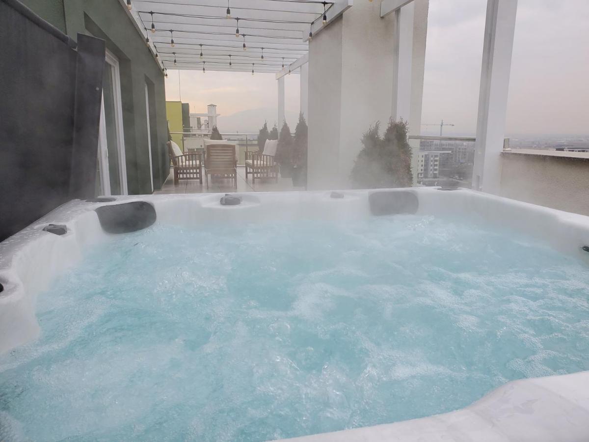 Jad- Penthouse With Jacuzzi And Mountain View - Coresi Braşov Exteriör bild